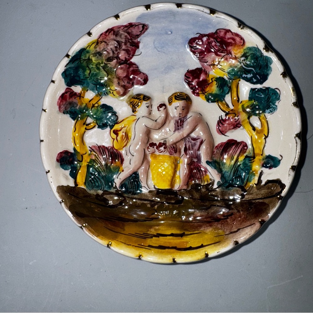Capodimonte Italy Vintage Cherubs Fruit Porcelain Decorative‎ Plate #760 5in